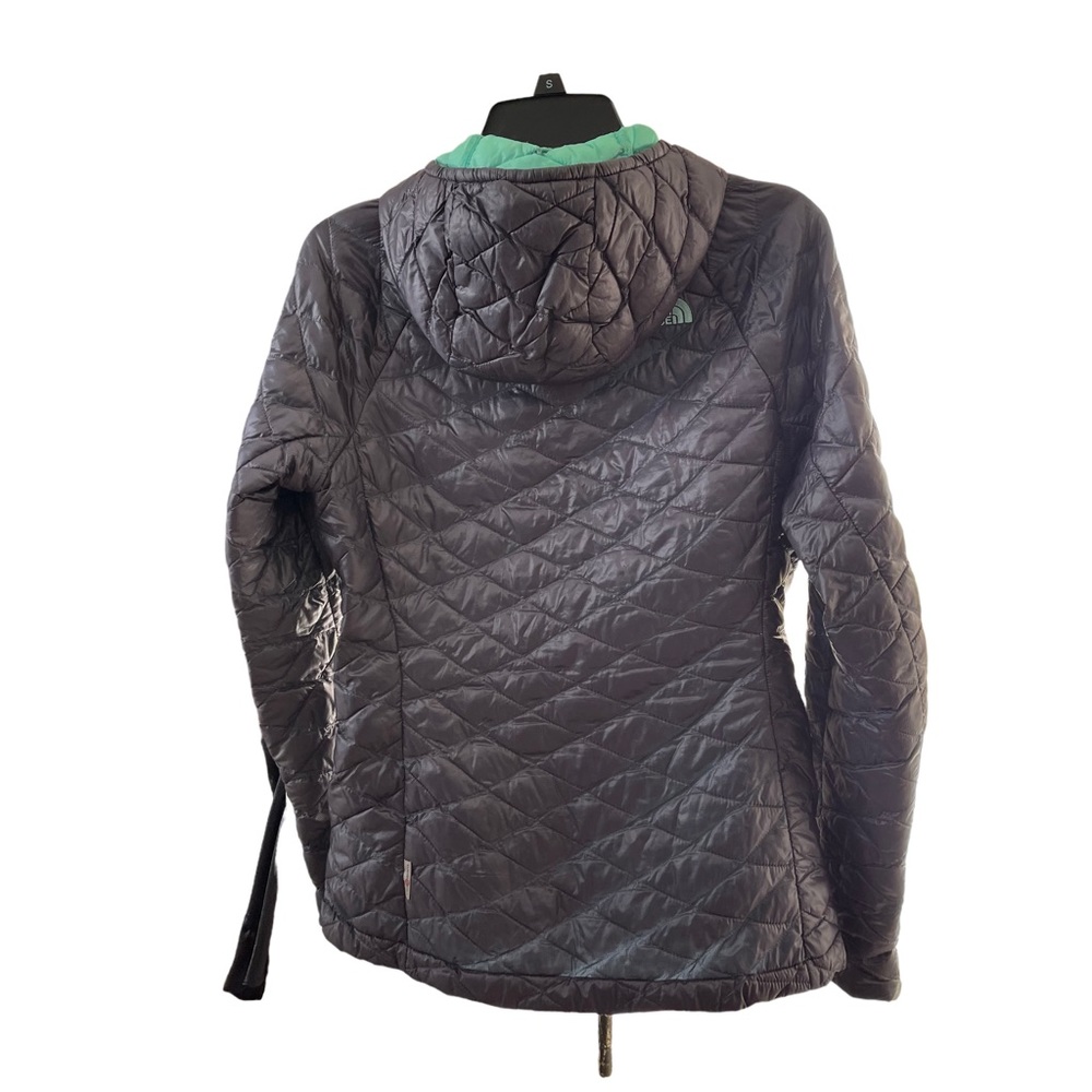 North Face Jacket - Picture 2 of 6